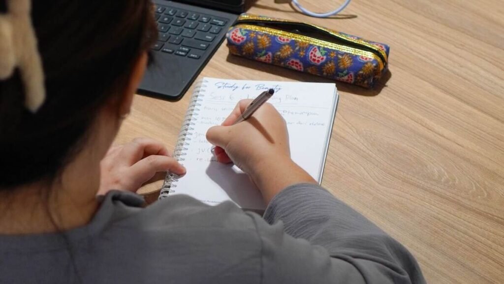 DSC08498 (1) (1) (1)